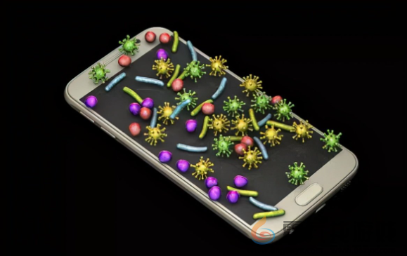 研究称手机细菌密度比马桶座圈多10倍 避免入厕带手机