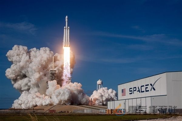 马斯克SpaceX获美国宇航局61亿重任！牵引国际空间站“坠”入太平洋