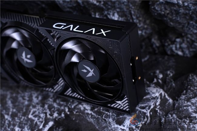 速速拿下这款新卡，影驰RTX 5070 FIRE评测(图6)